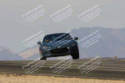 media/Jan-26-2025-SCCA SD (Sun) [[bcf61ed115]]/2-Intermediate/Session 3 Turn 9/
